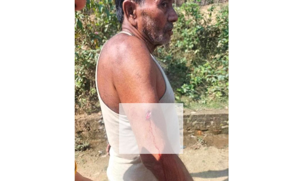 মিয়ানমার থেকে আসা গুলিতে আহত দুই, শিক্ষার্থীশূন্য নাইক্ষ্যংছড়ির স্কুল