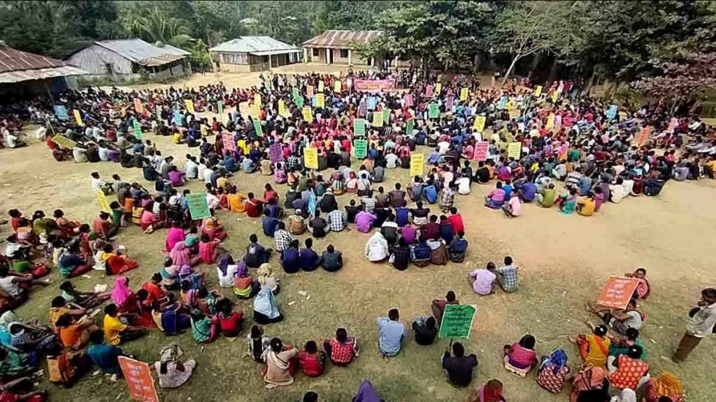 সাজেকে সকাল-সন্ধ্যা সড়ক অবরোধের ডাক দিল ইউপিডিএফ