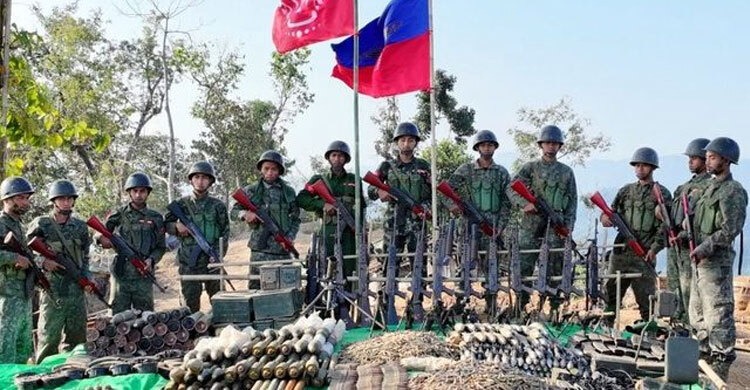 সেনাবাহিনীকে আত্মসমর্পণে ৭ দিন সময় দিল আরাকান আর্মির