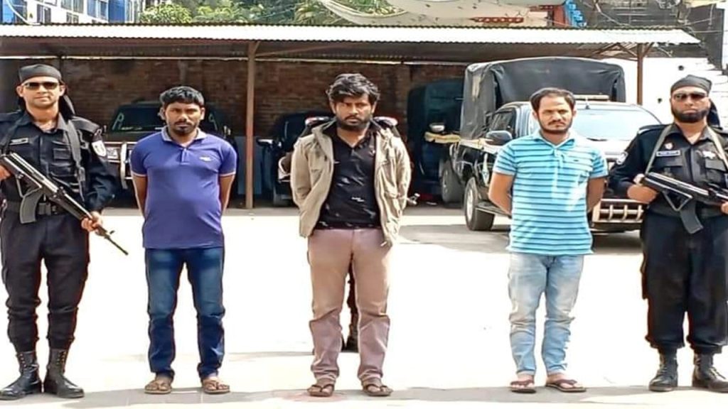 দেহরক্ষীসহ আরসার সেকেন্ড ইন কমান্ডার আটক