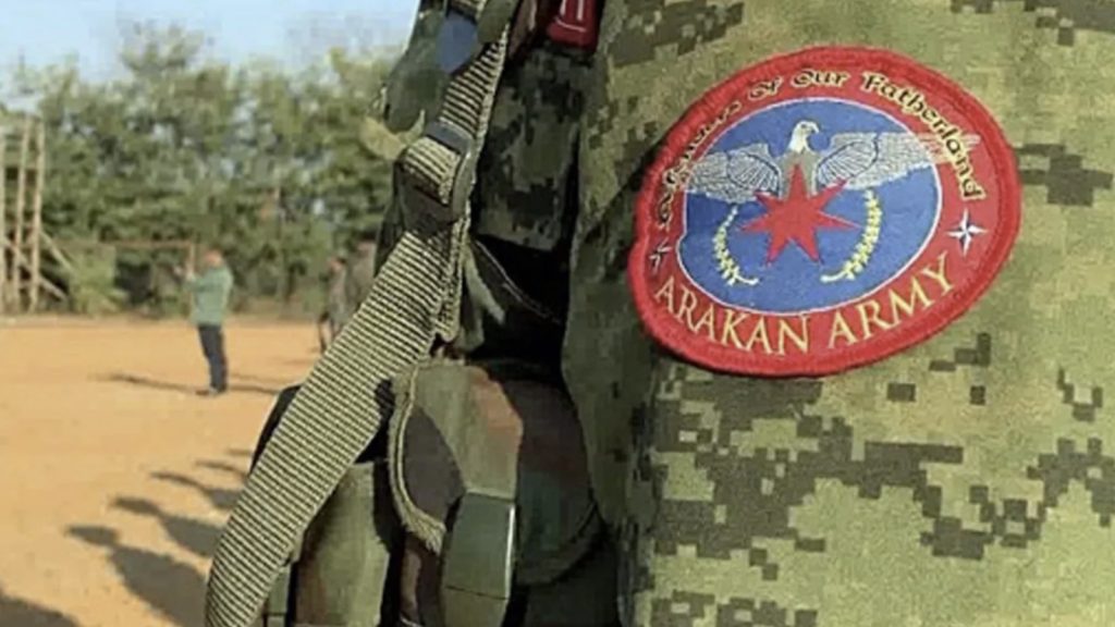 বিজিপির ঘাঁটিতেই আড়ালে বিদ্রোহীরা