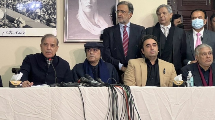 অবশেষে পাকিস্তানে সরকার গঠনে ঐকমত্য