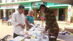 মাতৃভাষা দিবসে মাটিরাঙ্গায় অসহায়দের বিনামূল্যে চিকিৎসা সেবা দিল সেনাবাহিনী