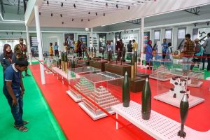 সশস্ত্র বাহিনীর ব্যবহৃত যুদ্ধাস্ত্র দেখার সুযোগ জনসাধারণের