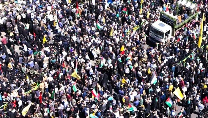 ইরানের কনস্যুলেটে হামলা, প্রতিশোধ নেওয়ার হুমকি দিলেন আইআরজিসি প্রধান