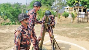 প্রতিকূলতা পেরিয়ে পাহাড়ি সীমান্ত সুরক্ষার দায়িত্বে বিজিবি জওয়ানদের যাপিত জীবন