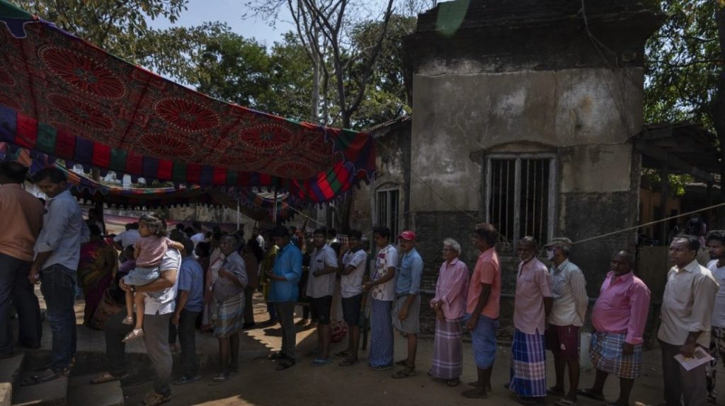 ভারতের লোকসভা নির্বাচন: প্রথম ধাপে ভোটের হার ৬০ শতাংশ, সর্বোচ্চ পশ্চিমবঙ্গে