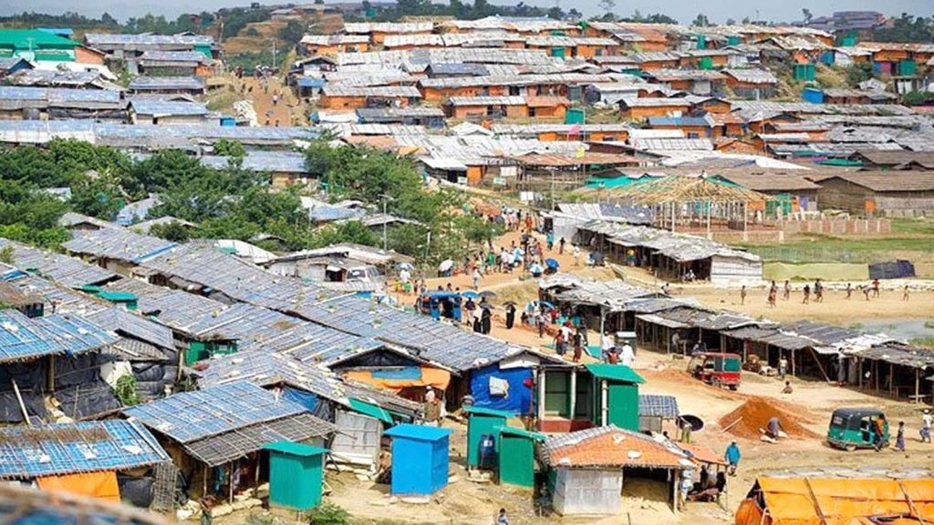 উখিয়ায় ৩ রোহিঙ্গাকে গুলি করে ও কুপিয়ে হত্যা