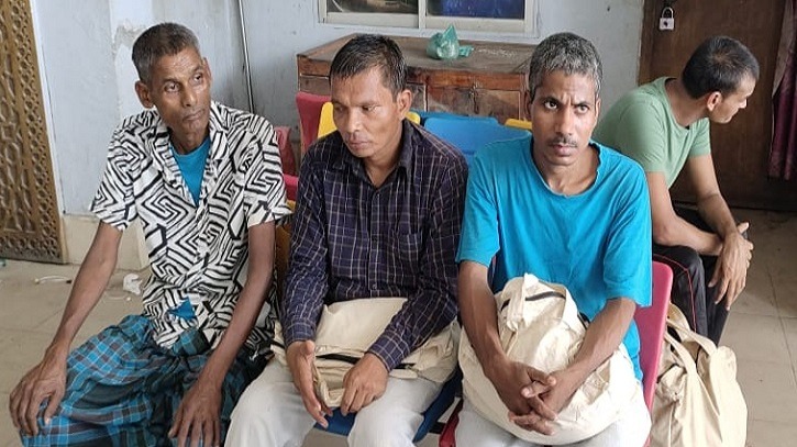 বাংলাদেশে কারাভোগ শেষে দেশে ফিরে গেলেন ৪ ভারতীয় নাগরিক