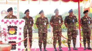 বগুড়া সেনানিবাসে সেনাবাহিনী প্রধানকে বিদায়ী সংবর্ধনা