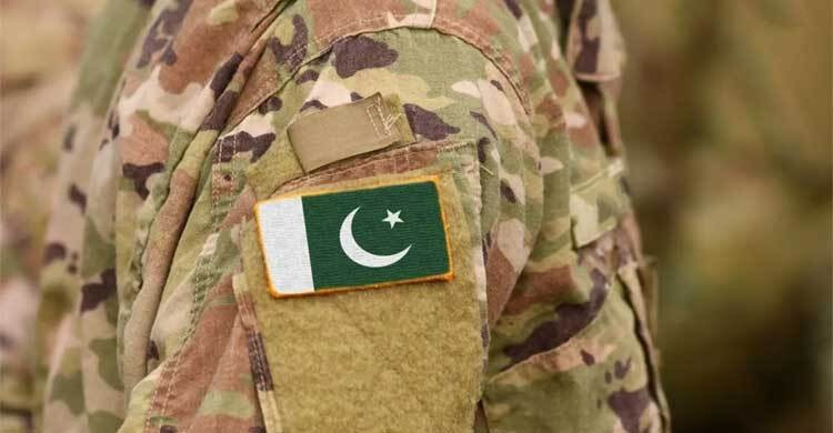 পাকিস্তানে গড়ি বিস্ফোরণে ৫ সেনা নিহত