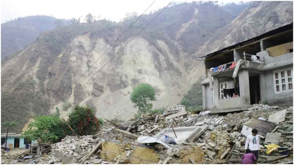 নেপালে ভূমিধসে নিহত অন্তত ৯