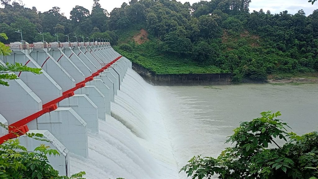 বিপদসীমায় রাঙামাটির কাপ্তাই হ্রদের পানি, আবারও খোলা হলো ১৬ জলকপাট