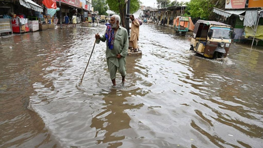 পাকিস্তানে বন্যায় দুই মাসে অন্তত ৬০০ জনের মৃত্যু