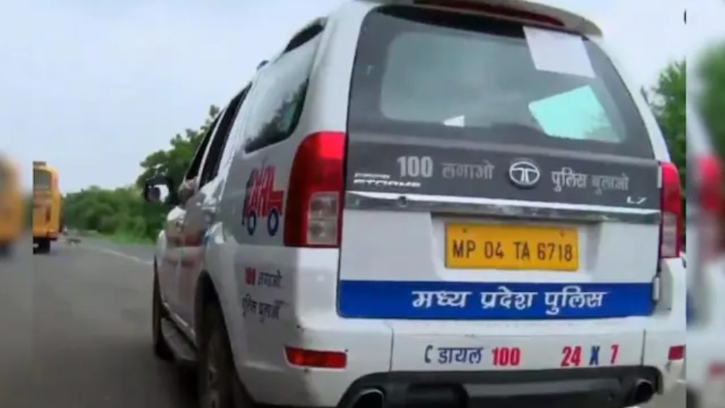 ভারতে ২ সেনা কর্মকর্তাকে বেধড়ক মারধর, মেয়ে বন্ধুকে গণধর্ষণের অভিযোগ