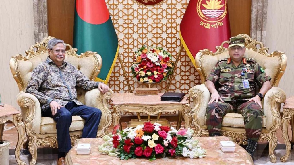 রাষ্ট্রপতির সঙ্গে সেনাবাহিনী প্রধানের সাক্ষাৎ অনুষ্ঠিত