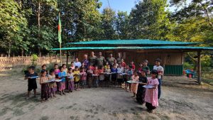 শান্তি চুক্তির বর্ষপূর্তি: রুমায় চিকিৎসা সেবা, শীতবস্ত্র ও মানবিক সহায়তা প্রদান করল সেনাবাহিনী