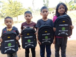 দুর্গম পাহাড়ে শিক্ষার আলো ছড়িয়ে দিতে বিদ্যালয় চালু করল সেনাবাহিনী