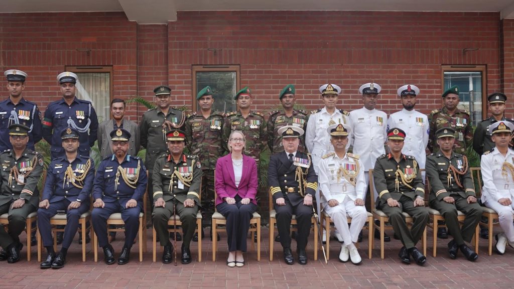 বাংলাদেশের সামরিক বাহিনীর ১১ অফিসারকে ‘রাজা চার্লস তৃতীয় রাজ্যাভিষেক মেডেল’ পদকে ভূষিত