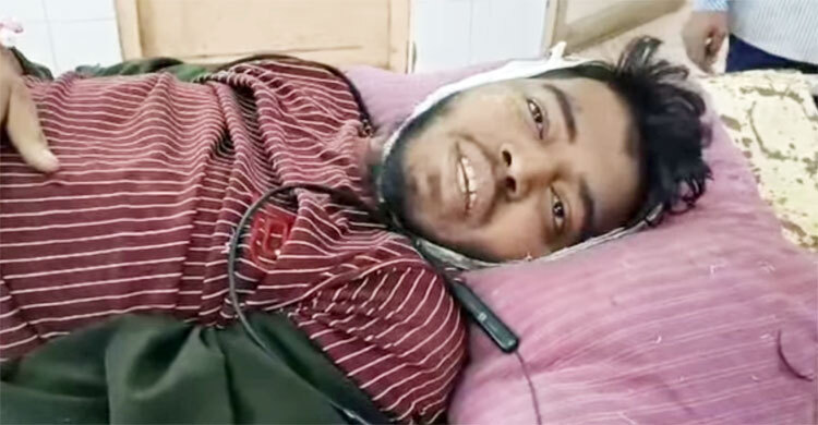 ফেনীতে জমি থেকে বাংলাদেশিকে ধরে মারধরের পর পুলিশে দিলো ভারতীয়রা