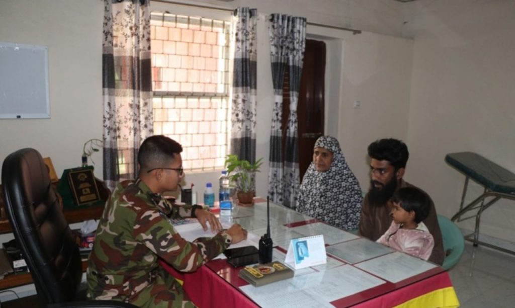 রাঙামাটির কাপ্তাই সেনা জোনের উদ্যোগে বিনামূল্যে চিকিৎসা সেবা প্রদান
