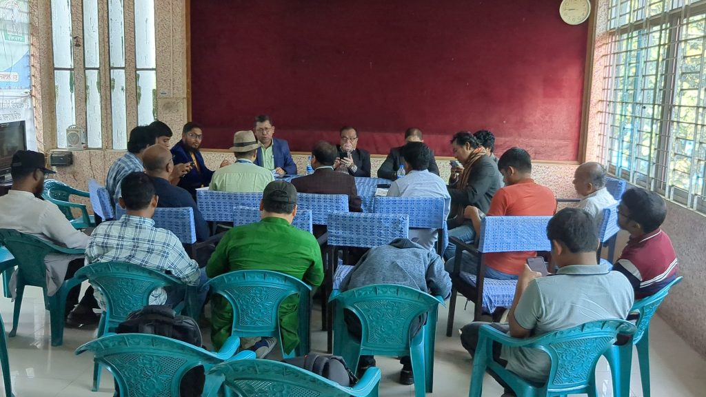 খাগড়াছড়িতে জেলা পরিষদ চেয়ারম্যানের সব সংবাদ বর্জনের ঘোষনা সাংবাদিকদের