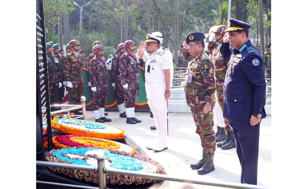 যথাযথ মর্যাদায় জাতীয় শহীদ সেনা দিবস পালিত