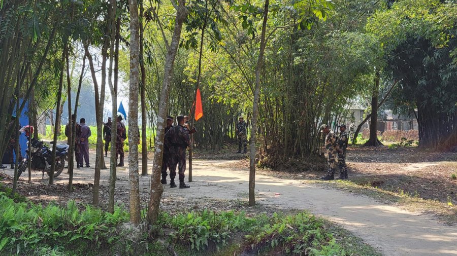 বাংলাদেশে ঢুকে ৫ জনকে মারধর: দুঃখপ্রকাশ করে বিরুদ্ধে ব্যবস্থা নেওয়ার আশ্বাস বিএসএফের