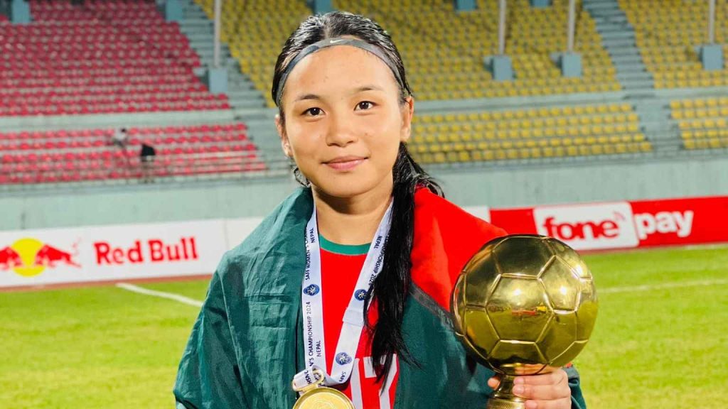 ঋতুপর্ণা চাকমার এলাকার উন্নয়ন প্রচেষ্টায় বাধা: পাহাড়ের উন্নয়নে প্রশাসনের প্রতিবন্ধকতা