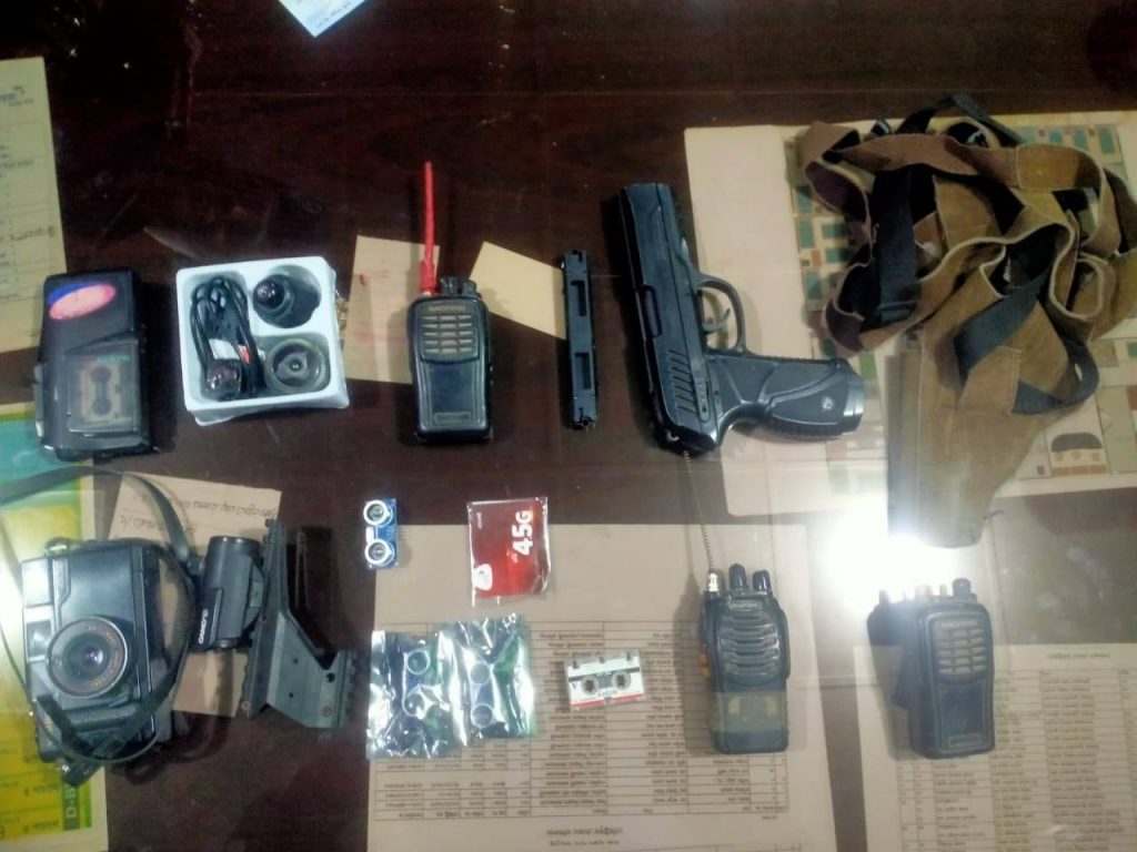 দেশব্যাপী যৌথ বাহিনীর সফল অভিযানে ৪২৭ অপরাধী গ্রেফতার, অবৈধ অস্ত্র ও মাদক উদ্ধার