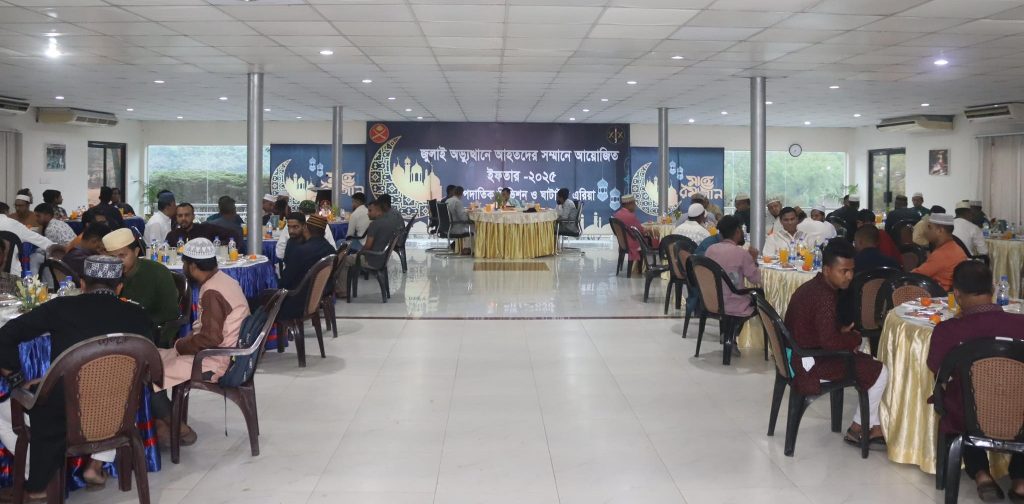বরিশাল ও ঘাটাইল সেনানিবাসে জুলাই অভ্যুত্থানে আহতদের সম্মানে ইফতার ও দোয়া মাহফিল অনুষ্ঠিত