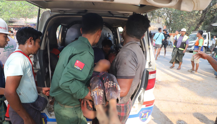 মিয়ানমারের ব্যস্ত বাজারে জান্তার হামলা, নিহত অন্তত ৯