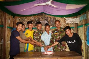 বান্দরবানে ক্রামা ধর্মাবলম্বীদের ধর্মীয় উৎসবে সেনাবাহিনীর খাদ্য সামগ্রী, আর্থিক সহায়তা ও চিকিৎসা প্রদান