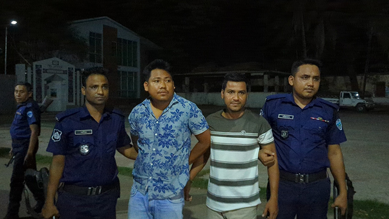 রাঙামাটিতে ১৫ লাখ টাকার বিদেশি সিগারেটসহ আটক ২