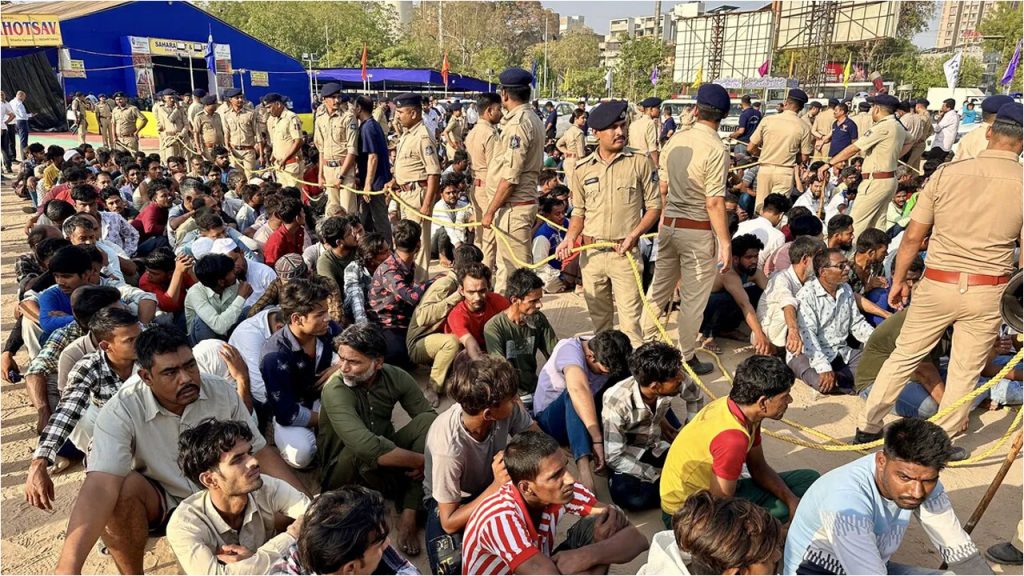 গুজরাটে ১ হাজারের বেশি বাংলাদেশি গ্রেপ্তার