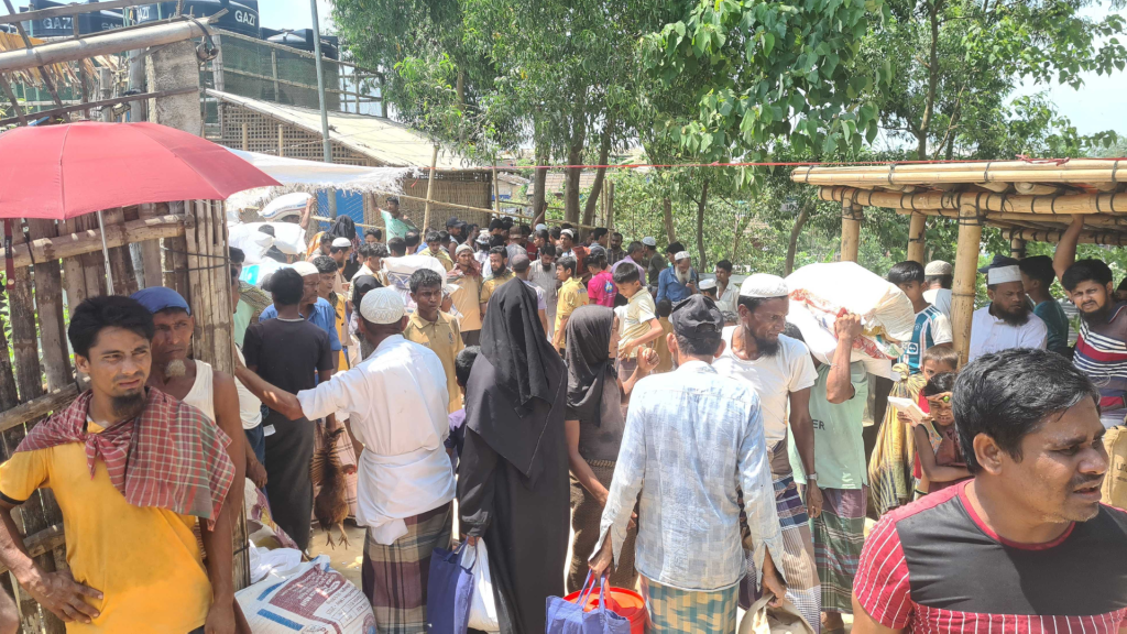 আরাকান আর্মি বেশি নির্যাতন চালাচ্ছে, দাবি নতুন আসা রোহিঙ্গাদের