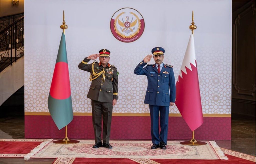 কাতার সফর শেষে দেশে ফিরলেন সেনাপ্রধান, কৌশলগত সহযোগিতা বৃদ্ধির উদ্যোগ