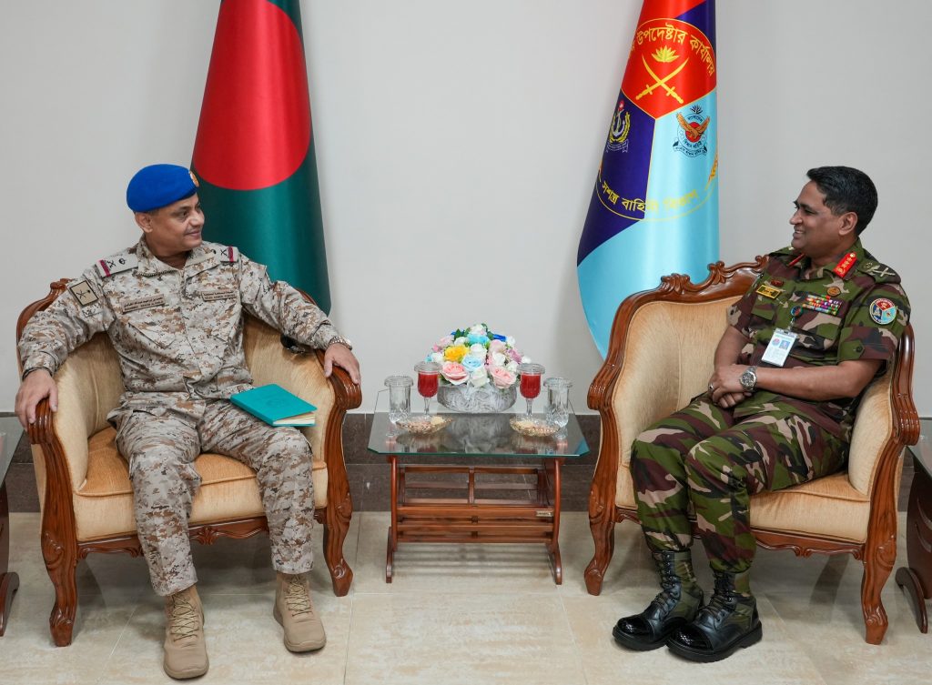 ঢাকায় পিএসও-এর সাথে সৌদি সশস্ত্র বাহিনীর সহকারী প্রধানের সৌজন্য সাক্ষাৎ