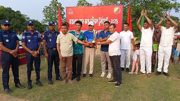 রাজনগর ব্যাটালিয়ন কাপ ভলিবল টুর্নামেন্টে চ্যাম্পিয়ন সর্বাতলী বয়েজ ক্লাব