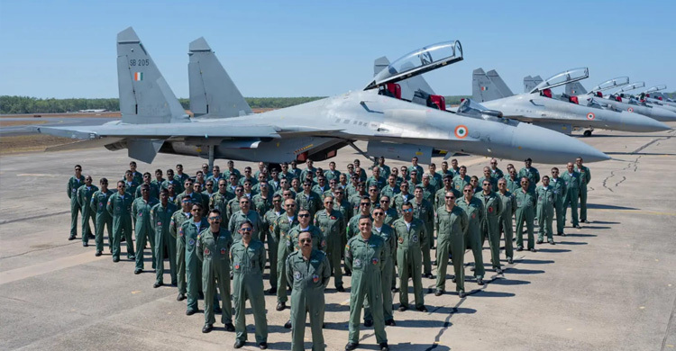 ভারতের সেনা-বিমানবাহিনীর তথ্য পাকিস্তানে পাচার, গ্রেফতার ২