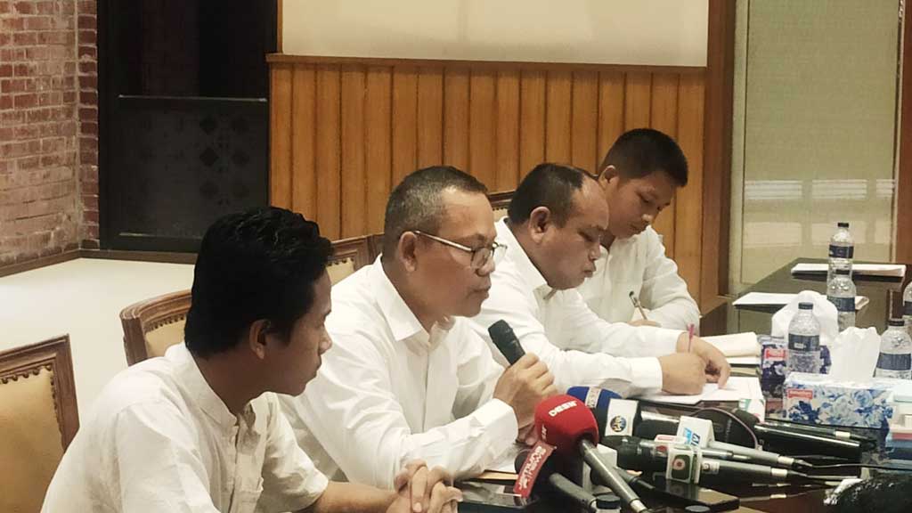 আলী রিয়াজের ‘জাতীয় ঐকমত্য’ ও ইউপিডিএফ: সন্ত্রাসীদের কি রাজনীতির মঞ্চে উঠানো হচ্ছে?