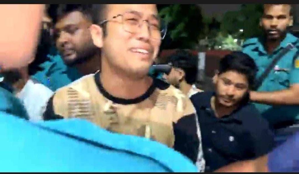 ঢাকায় গাঁজাসহ আটক জেএসএস নেতা কে এস মং’র পুত্র অং অং মং