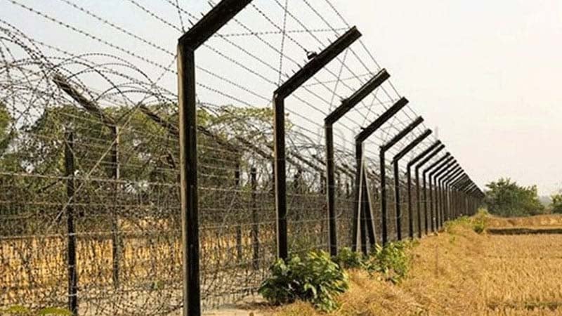 সিলেট সীমান্তের ওপারে ৯ ঘণ্টা ধরে গাছে ঝুলছে বাংলাদেশি যুবক জাকারিয়ার লাশ