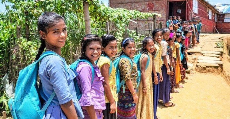 রোহিঙ্গা শিশুদের জন্য বন্ধ হচ্ছে শিক্ষার দরজা, মুখ ফেরাচ্ছে দাতা দেশগুলো