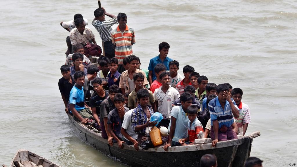 বাড়ছে রোহিঙ্গা অনুপ্রবেশ, মাথাপিছু ৩৫ হাজার টাকা নিচ্ছে আরাকান আর্মি