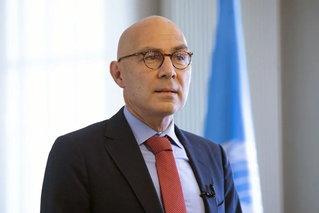 ফলকার টুর্ককে অবাঞ্ছিত ঘোষণা করল ভেনেজুয়েলার পার্লামেন্ট