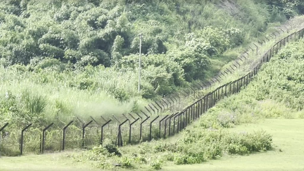 সুনামগঞ্জ সীমান্তের চেলা নদী থেকে ২ বাংলাদেশিকে ধরে নিয়ে গেল বিএসএফ