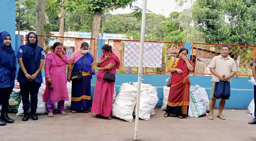 পানছড়িতে পিকআপভর্তি চোরাচালানের মালামালসহ ৫ উপজাতি চোরাকারবারি আটক