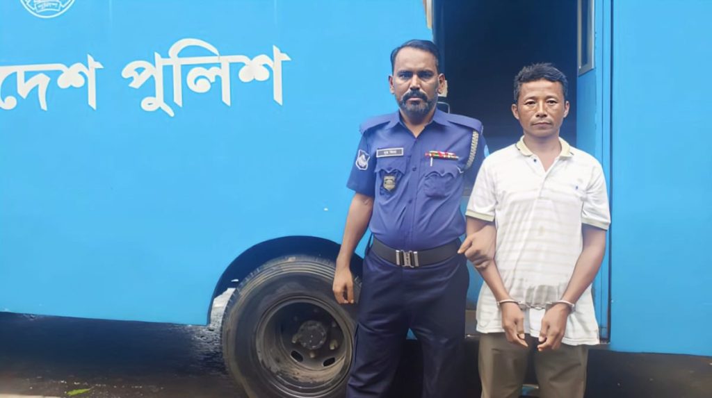 খাগড়াছড়িতে অস্ত্র মামলায় খজেন্দ্র ত্রিপুরার ১৭ বছরের কারাদণ্ড