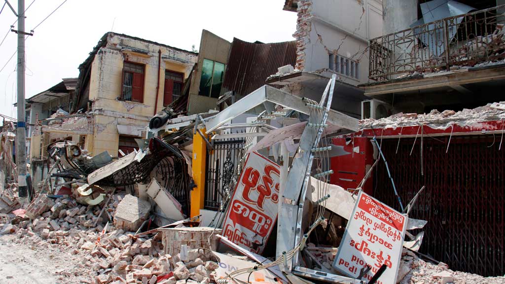 মিয়ানমারে বৌদ্ধ মঠে জান্তার বিমান হামলায় নিহত ২৩